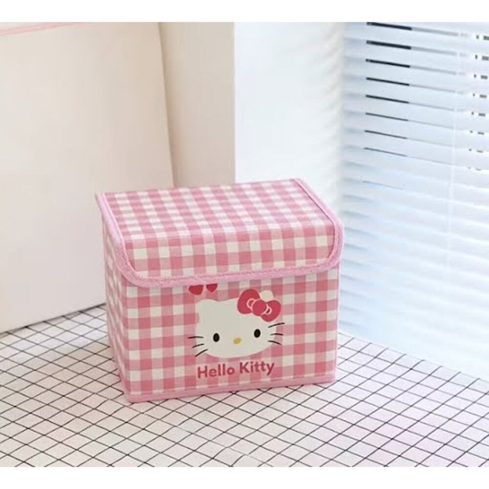 #6761   Hello Kitty Foldable storage box with lid and velcro closure